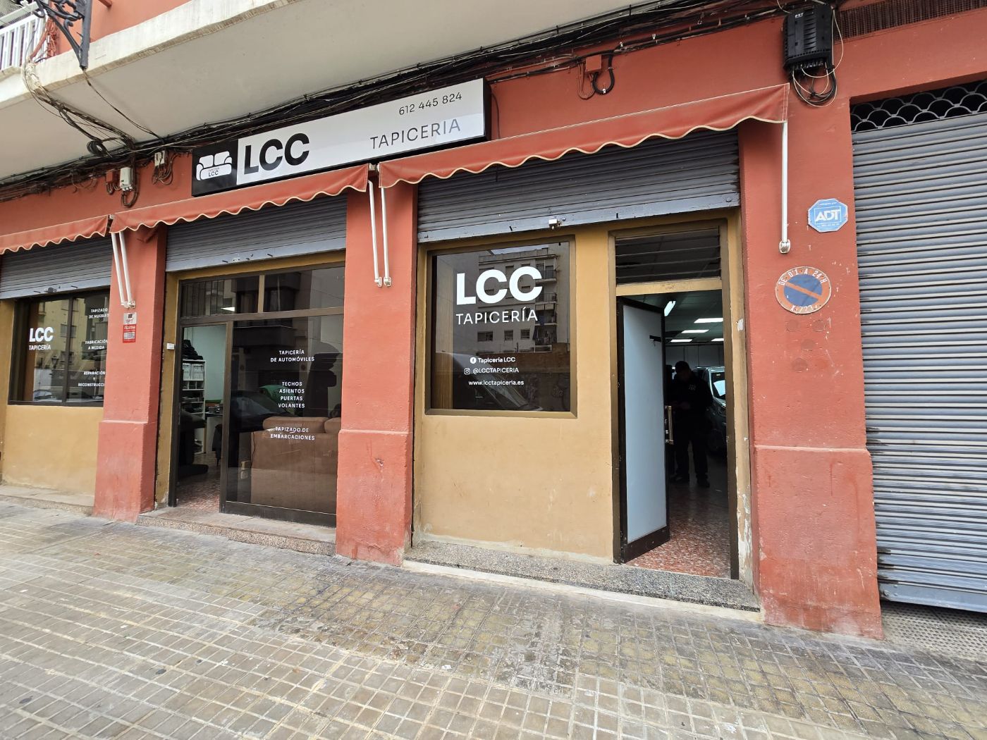 LOCAL DE 260 m&sup2; ARRENDADO | 14 m DE FACHADA | ACCESO VEH&Iacute;CULOS